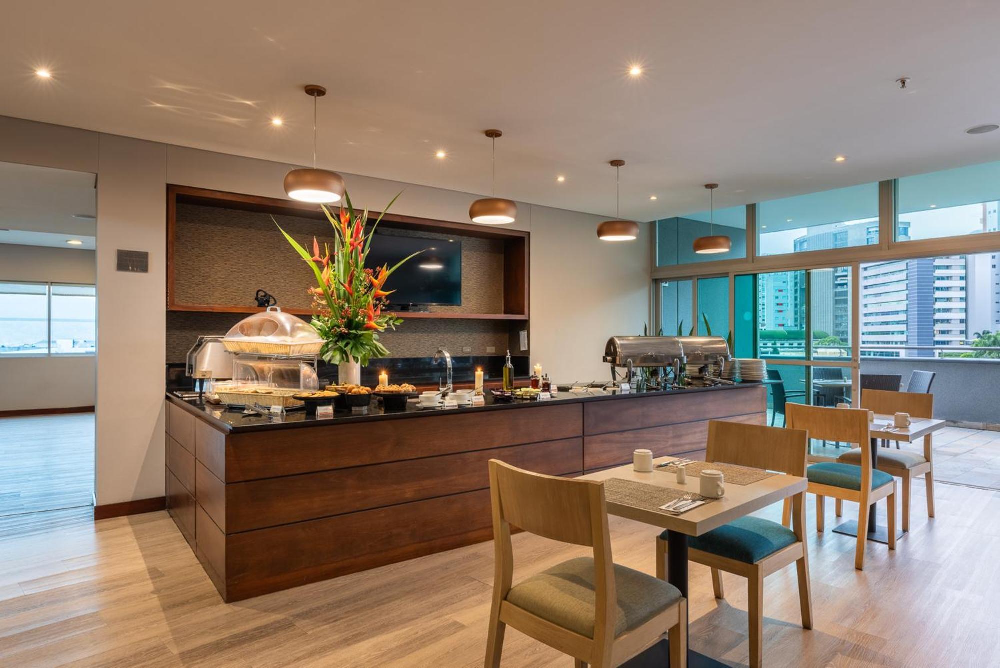 Estelar Apartamentos Medellín Exteriér fotografie